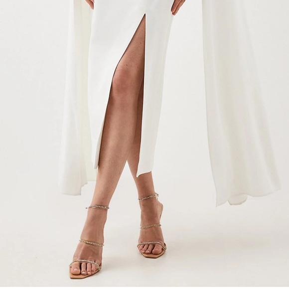 Karen Millen white long sleeve gown (make an offer) - Picture 5 of 8